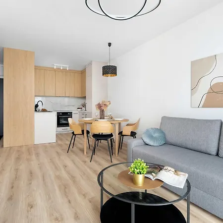 Apartment Cozy With Balcony With Underground Parking By Renters Poznan